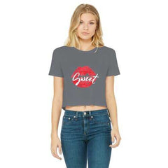 Sweet Kiss Red Lipstick Style Women's Classic Cropped Raw Edge T-Shirt